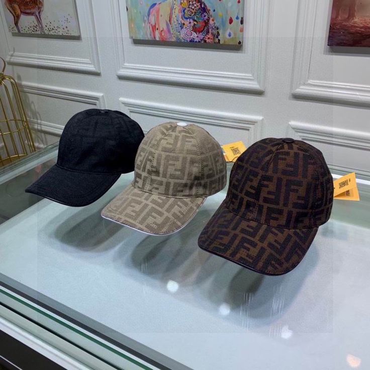 CASQUETTE FENDI