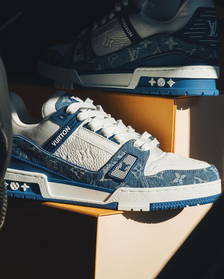 Louis Vuitton Sneakers